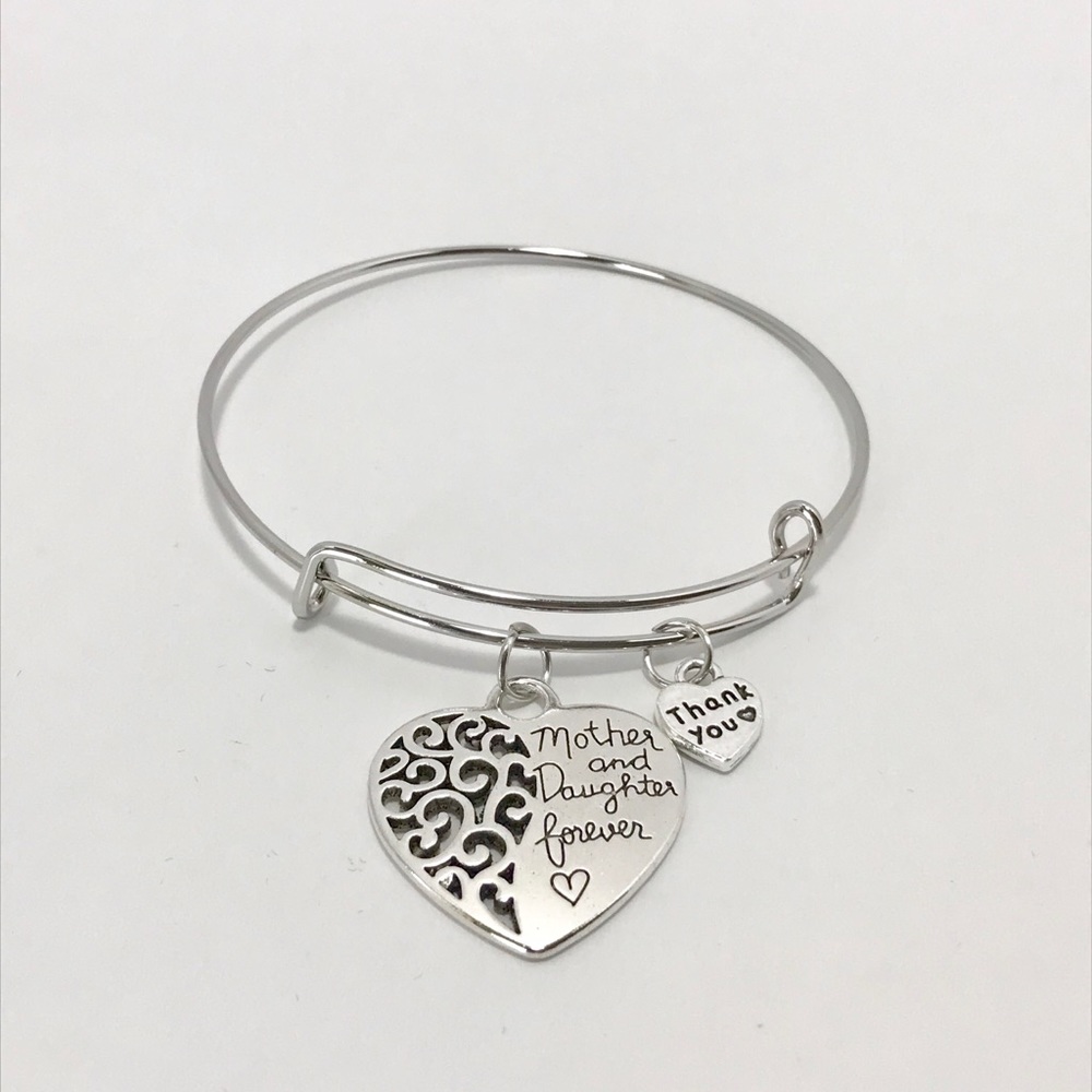 Mother Daughter Carved Heart Adjustable Bracelet - Picture 4 of 8